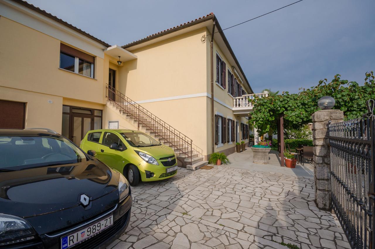 Apartment Aleksandra Fiume Esterno foto