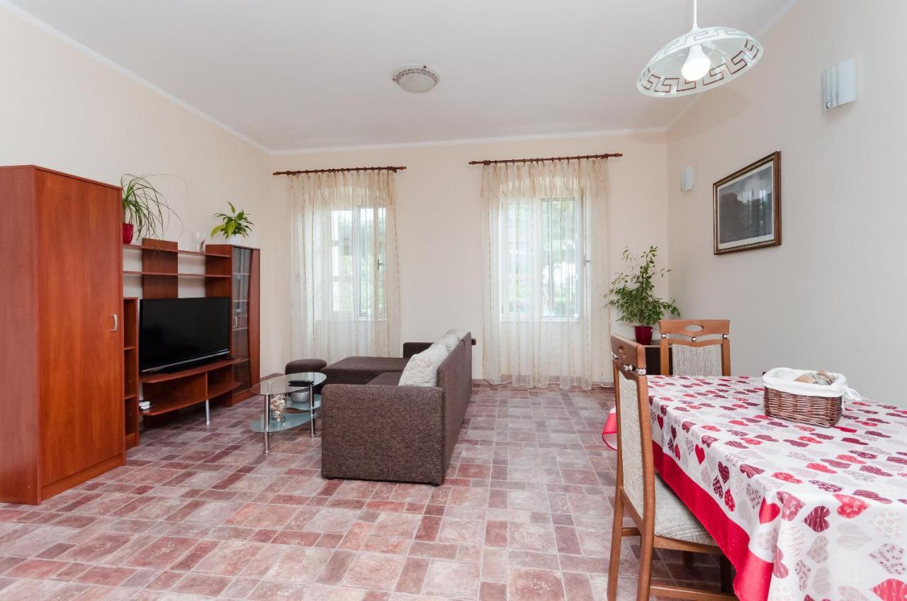 Apartment Aleksandra Fiume Esterno foto
